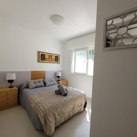 Chalet Adosado Acogedor Busot อาลิกันเต ภายนอก รูปภาพ