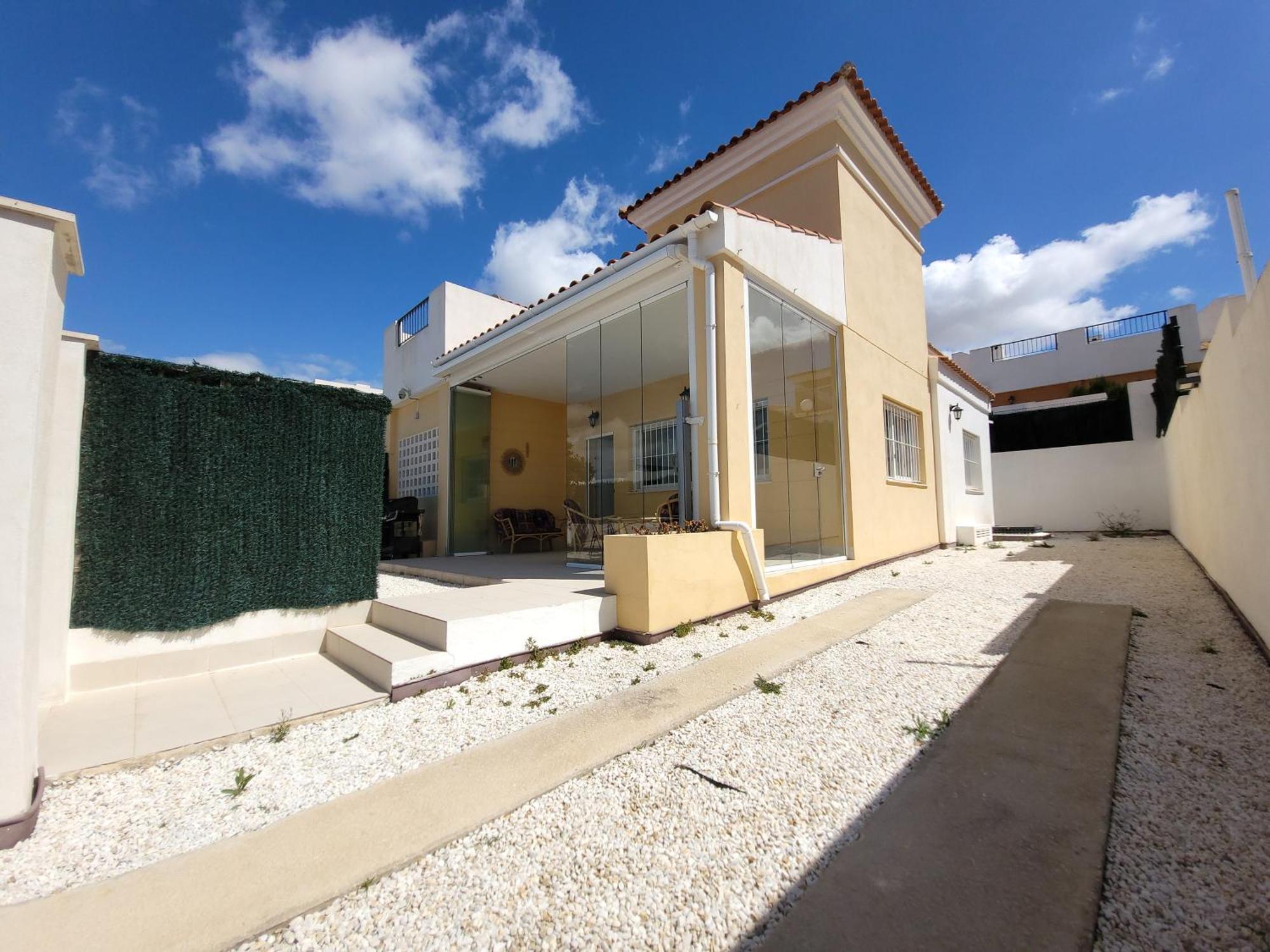 Chalet Adosado Acogedor Busot อาลิกันเต ภายนอก รูปภาพ